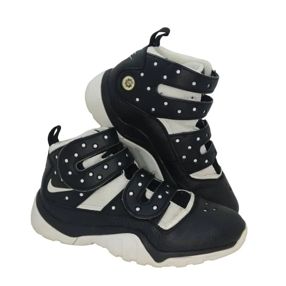 NIKE AIR ZOOM SHARKLEY Boy's Black & White HiTop Sneakers - Size: 5 1/2Y RARE!